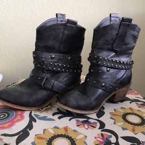 Cowboy booties size 7.5